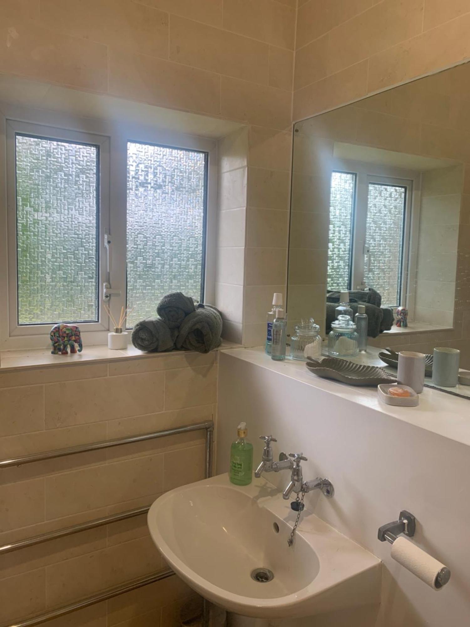 Newly Refurbished One Bedroom With Additional Sofa Bed Self Contained Flat In Garden Abbots Langley Экстерьер фото