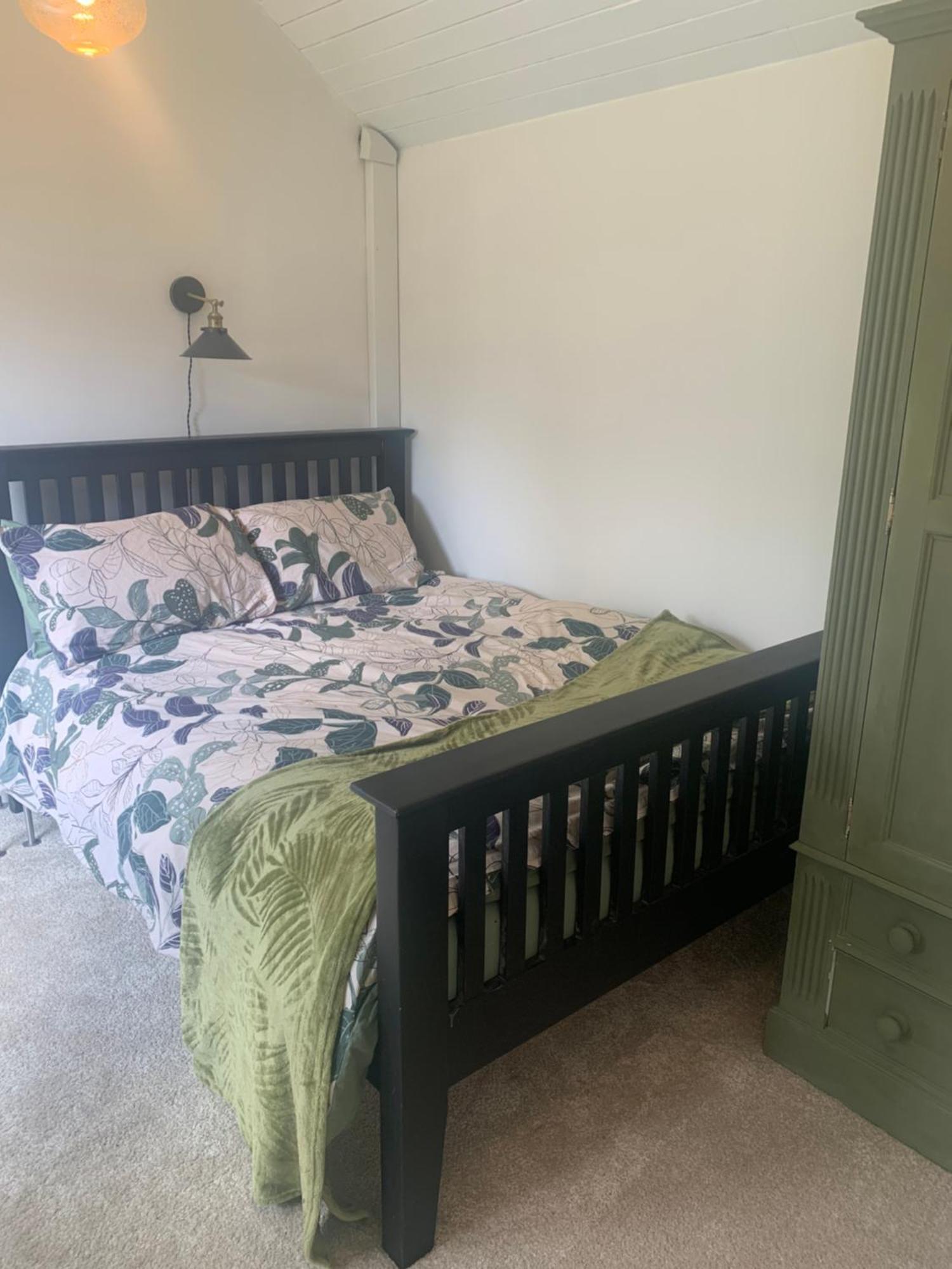 Newly Refurbished One Bedroom With Additional Sofa Bed Self Contained Flat In Garden Abbots Langley Экстерьер фото